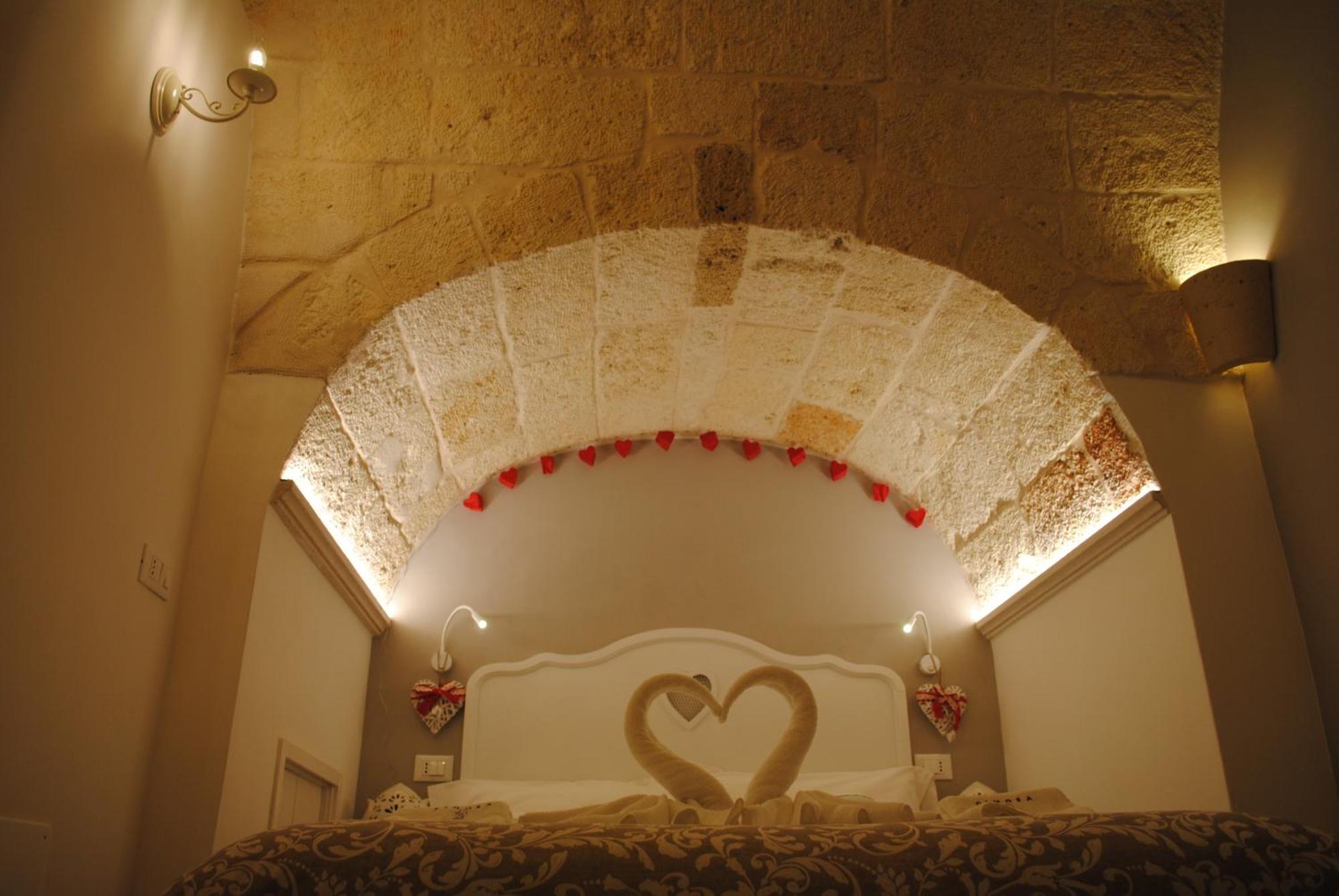 Dimora Altomare Holiday Suites - Locazione Turistica Polignano a Mare Eksteriør billede